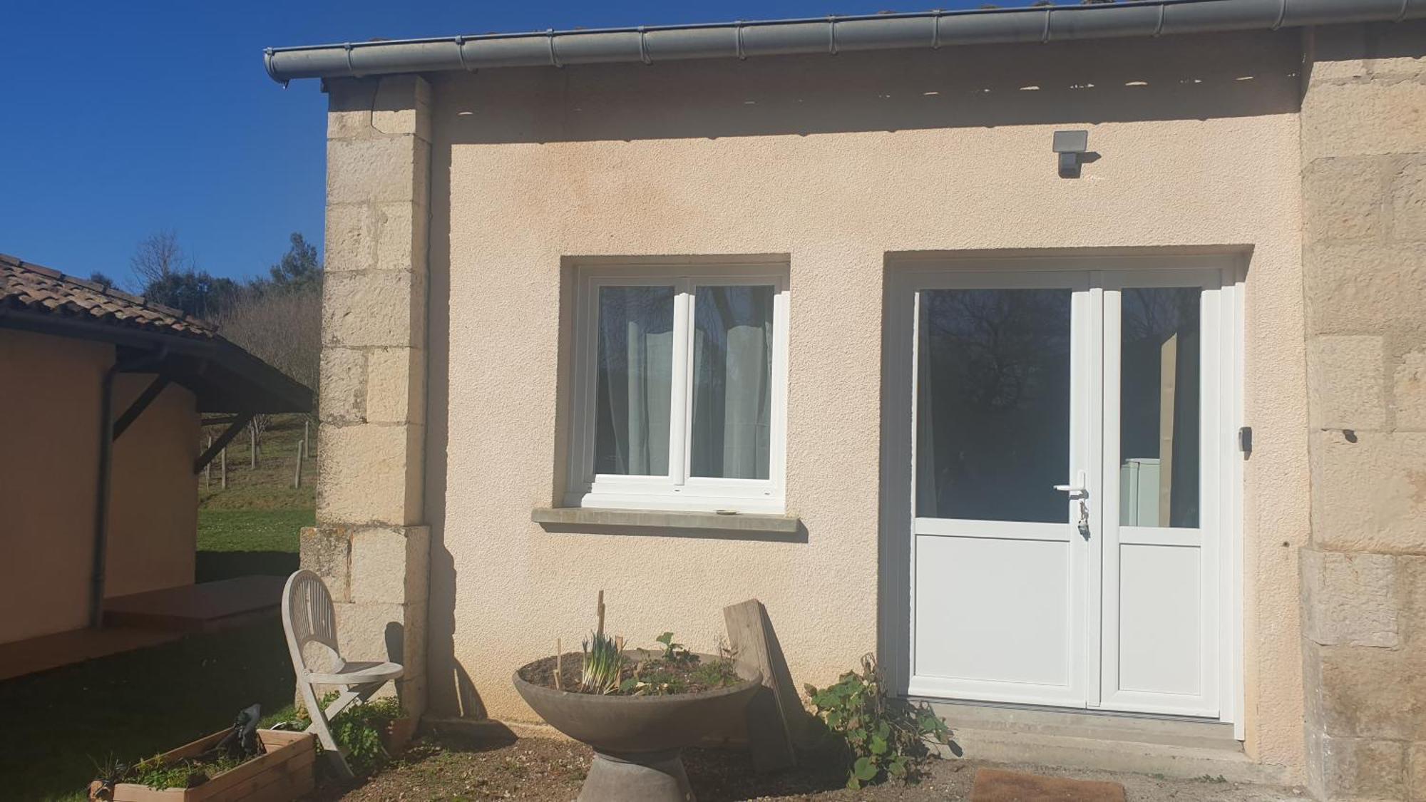 Love Room- Spa- Escale Amoureuse Puygaillard-de-Quercy ภายนอก รูปภาพ