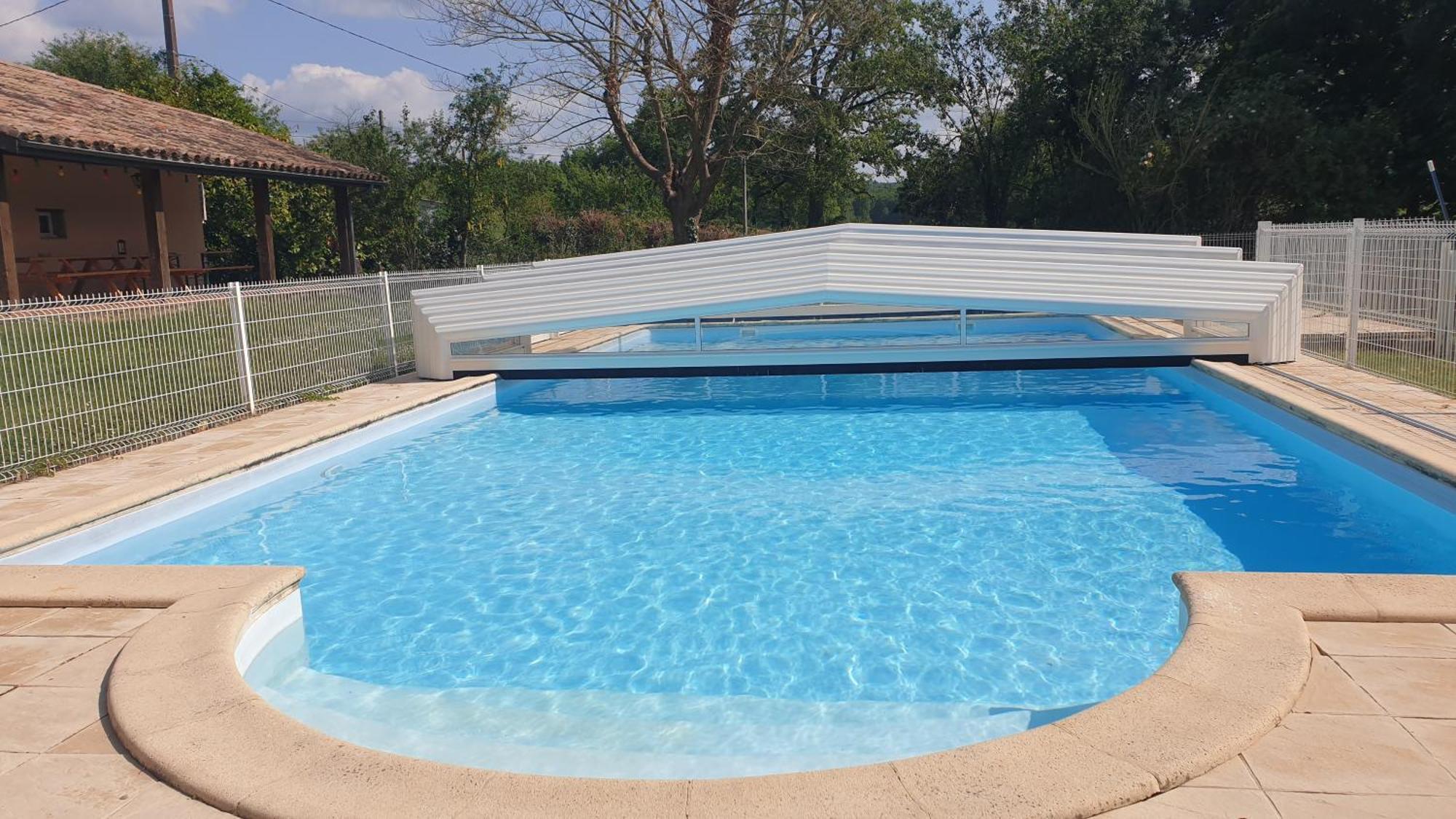 Love Room- Spa- Escale Amoureuse Puygaillard-de-Quercy ภายนอก รูปภาพ